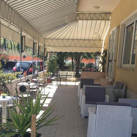 Hotel Villa Rinaldini 리미니 외부 사진