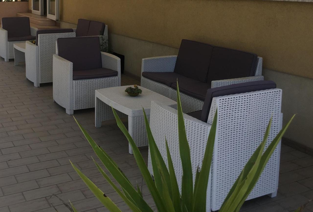 Hotel Villa Rinaldini 리미니 외부 사진