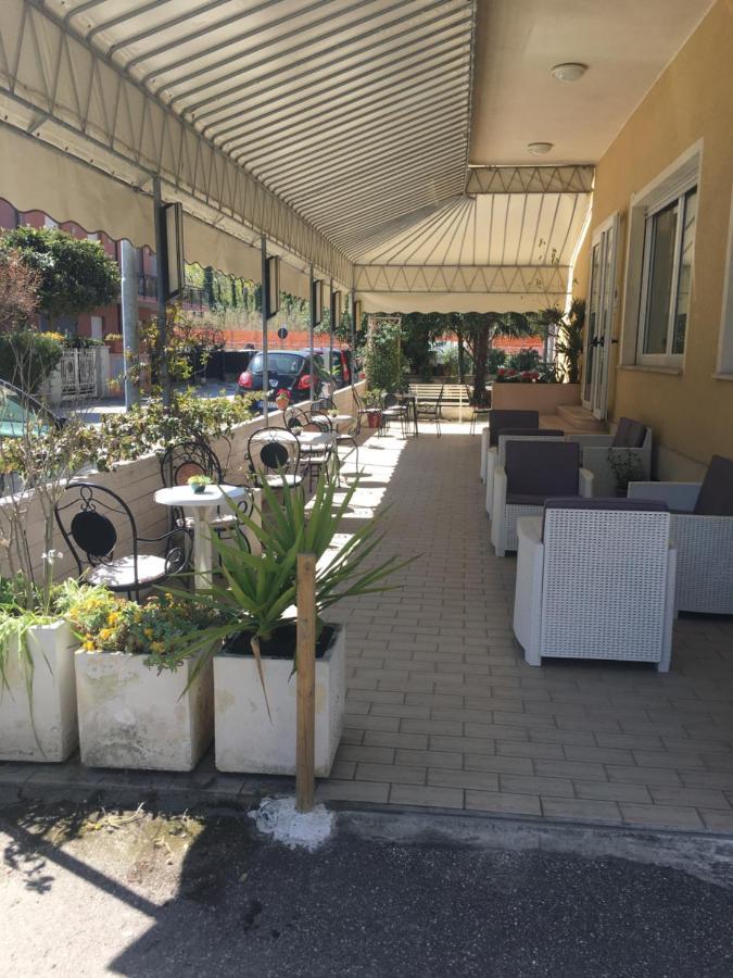 Hotel Villa Rinaldini 리미니 외부 사진