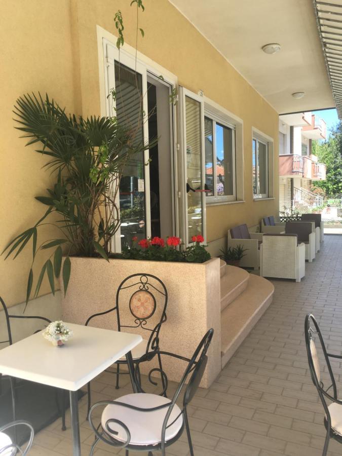 Hotel Villa Rinaldini 리미니 외부 사진